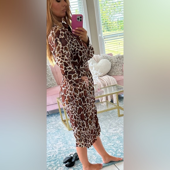 Lynn Richie Vintage NWT Crinkle Silk Giraffe Print Dress Prop Button Up Small - Picture 4 of 12